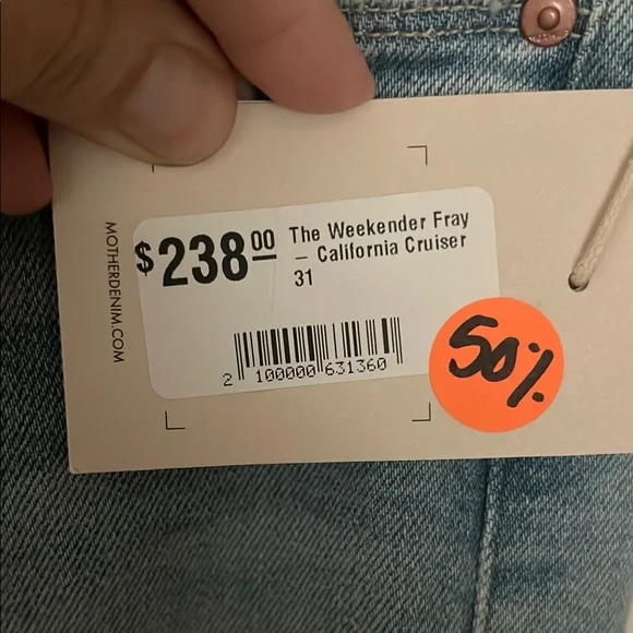 MOTHER The Weekender Fray - California Cruiser Jeans - Picture 2 of 4